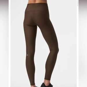 High-Compression Airlift Leggings ALO YOGA
